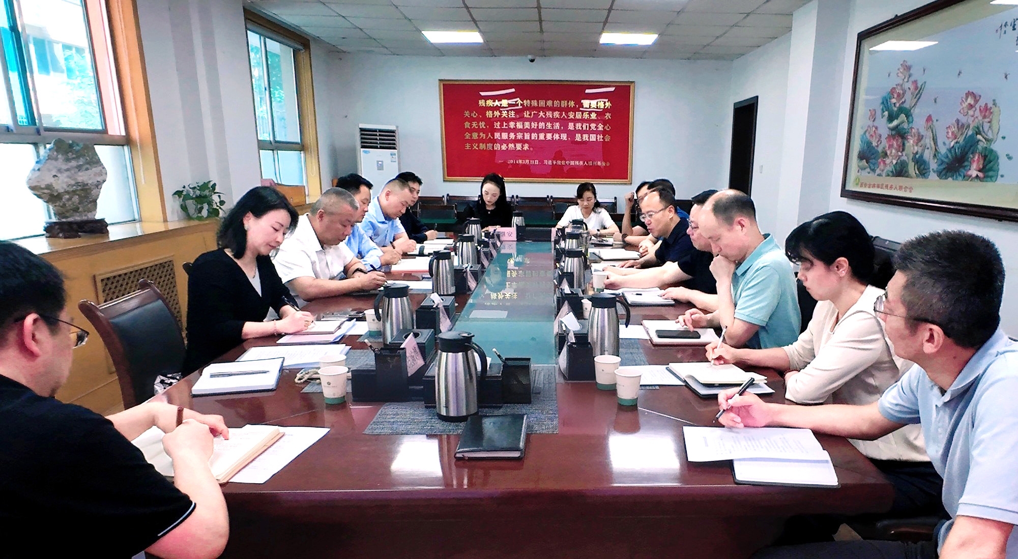 强盛一行赴西安市残疾人团结会开展专题调研——共商残疾人康复养老事业生长，，，，，，，探索科技助残效劳新模式