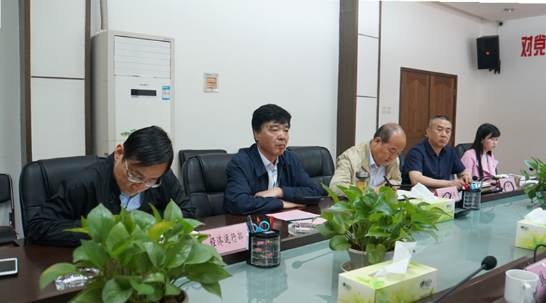 南京新太阳GG资集团考察组来我集团举行考察交流