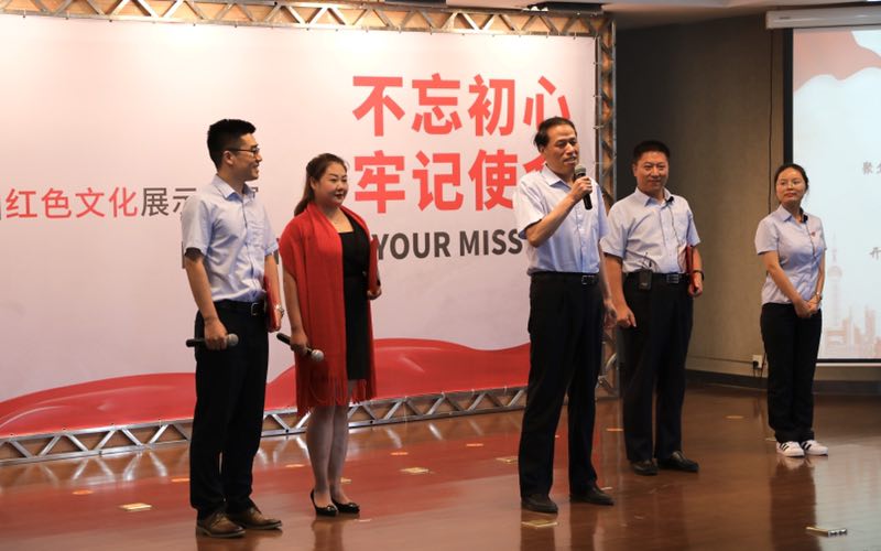 陕鼓集团综合能源事业部党支部演出的节目接地气，，，，，，受好评.jpg
